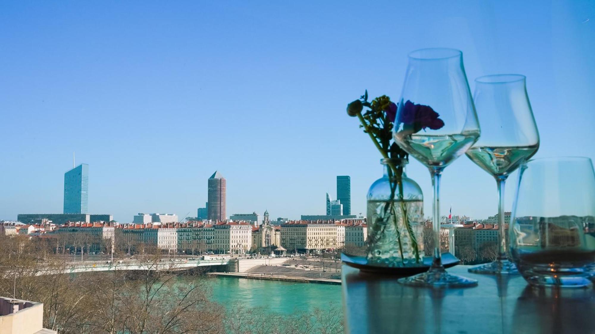 Sofitel Lyon Bellecour Hotel Exterior foto View of Vienna